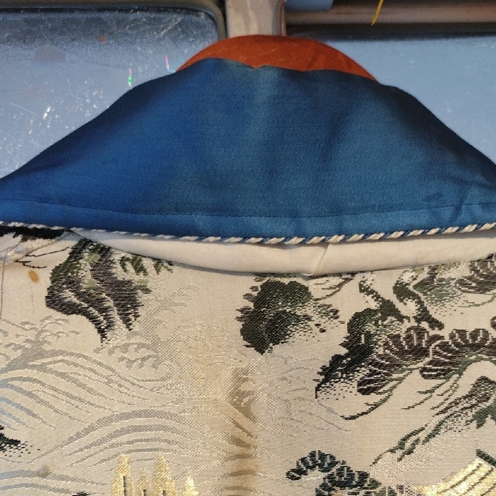 Japanese Smoking Jacket - Picture 15 of 17